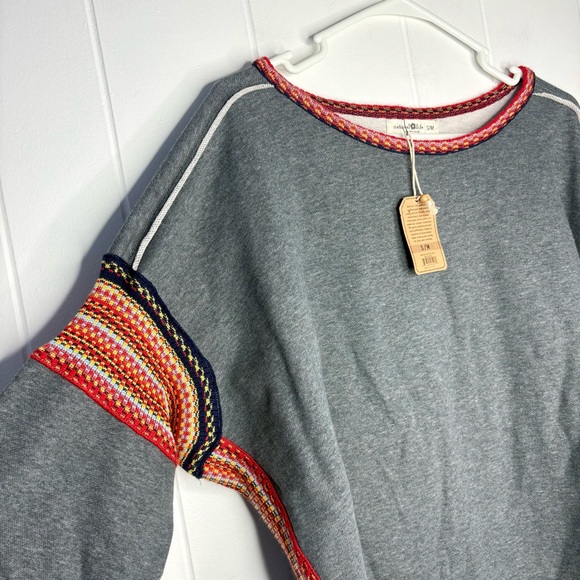 NWT Natural Life Knit Trim Sweatshirt Women’s Size Small Medium Boho Gray Red - Picture 5 of 9